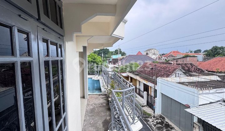 Rumah Kokoh 2 Lantai di Jebres Surakarta 2