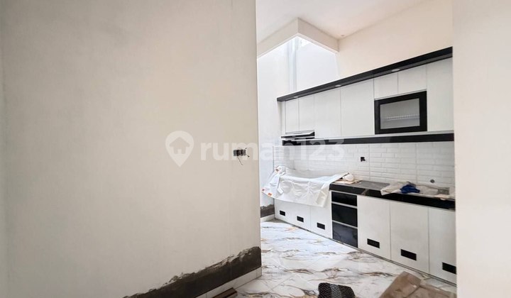 Beautiful 1.5-Story House in Baki Sukoharjo 2