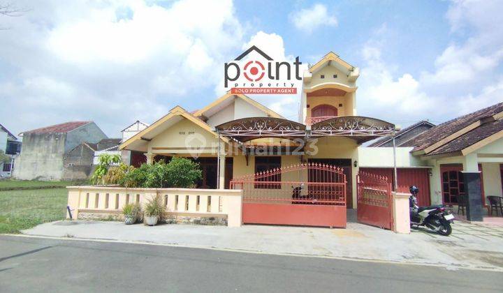 Rumah Bagus Luas Kota Karanganyar Di Cangakan 1