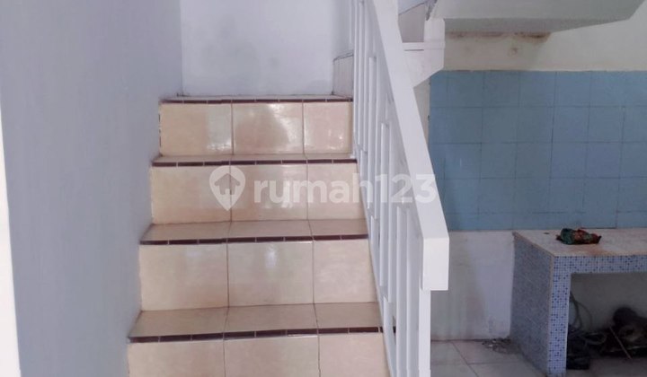 Nice 2-Story House Near Jaten Market Karanganyar