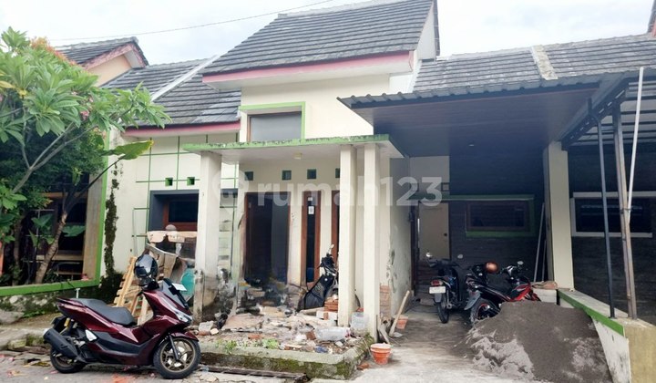 Rumah Cantik Full Renov Cluster One Gate