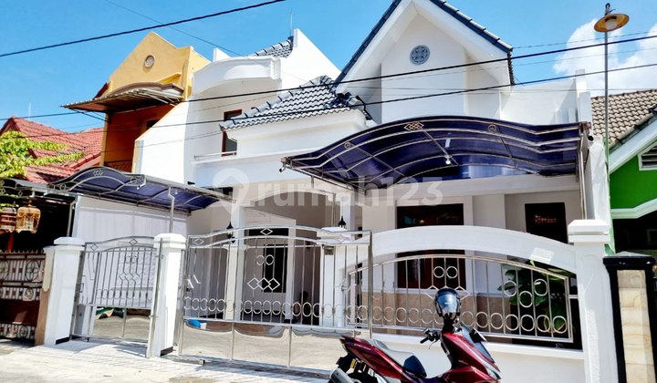 Rumah Cantik 1.5 Lt Lingkungan Premium Di Cluster One Gate Gentan 2