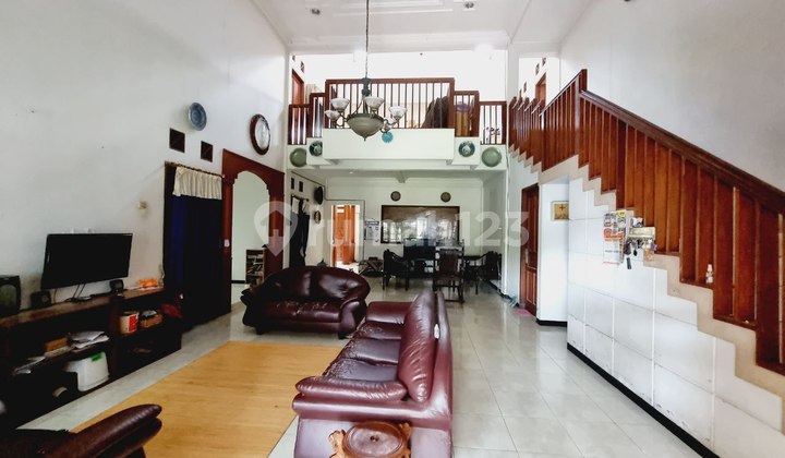 Rumah 2 Lantai di Kerten Laweyan Surakarta 2