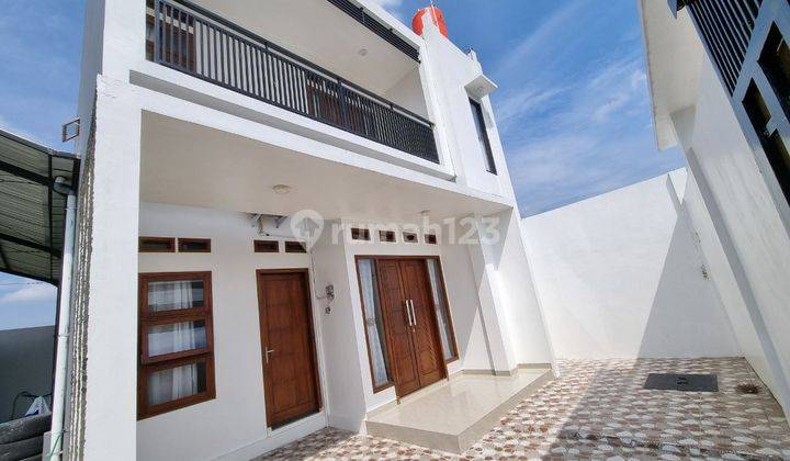 Rumah Mewah Luas di Utara Solo  6