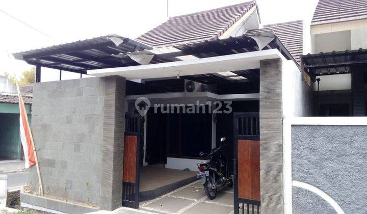 Rumah Bagus SHM Siap Huni Kadipiro Solo Kota 2