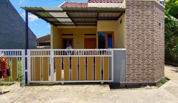 Rumah 1 Lantai cantik terawat posisi hook SHM 1