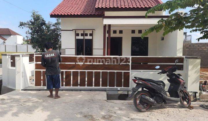 Rumah Baru Posisi Hook Ready Stock Lokasi Bejen, Karanganyar