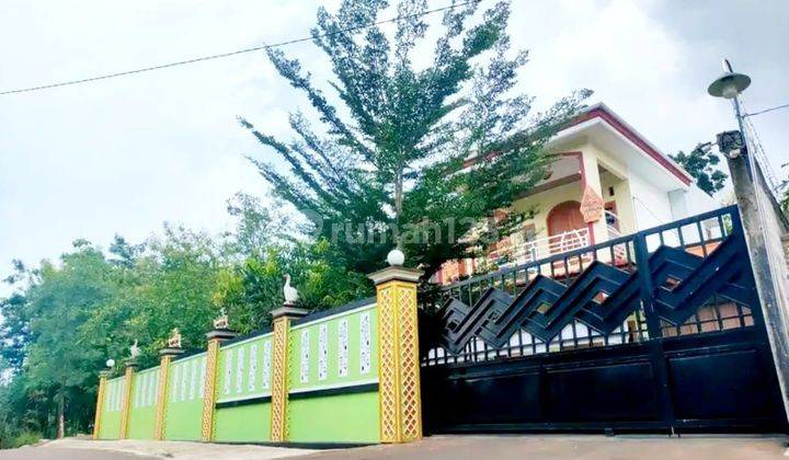 RUMAH MEWAH LUAS SEPERTI VILLA di Nguter 1