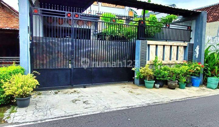 RUMAH BAGUS 2 LT DI MOJOSONGO DEKAT UNS 1