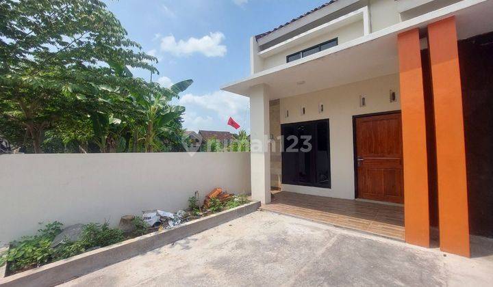 RUMAH BARU READY CANTIK SIAP HUNI Donohudan Dekat Embarkasi Haji 2