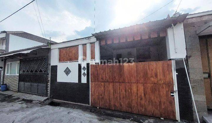 RUMAH MINIMALIS BAGUS SHM SIAP HUNI di Perum Waru 1