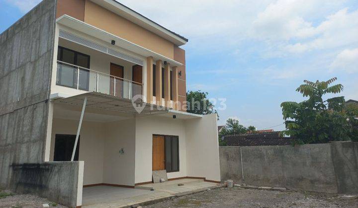 RUMAH BARU 2 LT Ready Unit SHM di Nusukan Solo Kota 2