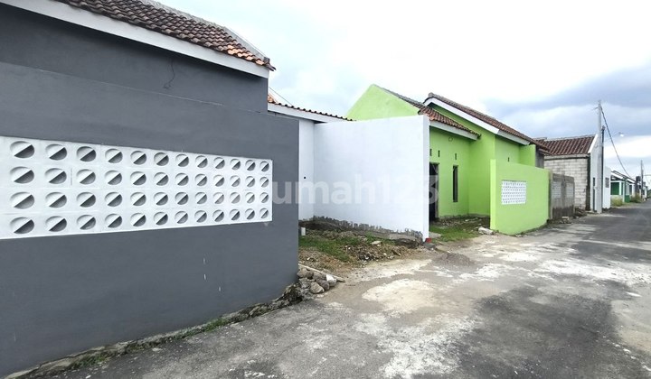 2 Unit Rumah Progres Finishing Murah Redi Dekat Stasion Gawok