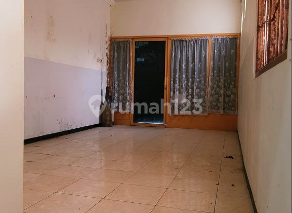 Rumah Strategis Dekat The Smart Mall 2