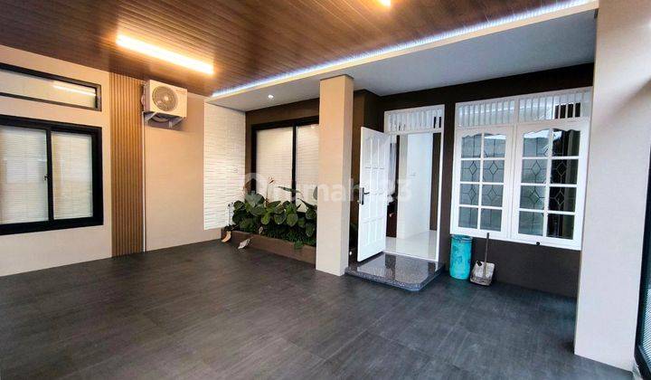 Rumah Baru Lux Full Furnish Di Cluster Baturan Dekat Manahan 2