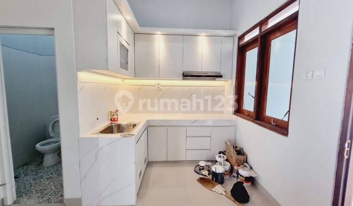 Rumah Cantik Akses Lebar Di Cluster Gentan 2