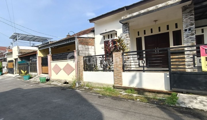 Rumah Bagus Bersih 1.5 Lantai Dekat Ums Di Gumpang 2