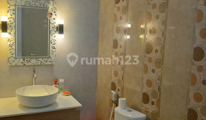 Nice Ready-to-Live & Furnished House by the Highway