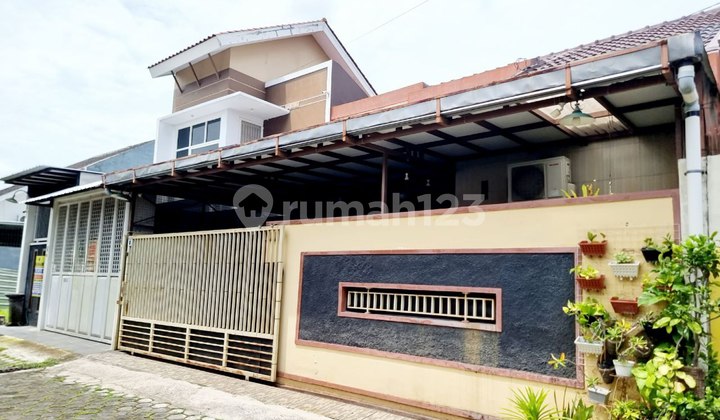 Rumah Bagus & Luas Di Cluster Gedongan Colomadu Rumah Bagus & Luas Di Cluster Gedongan Colomadu