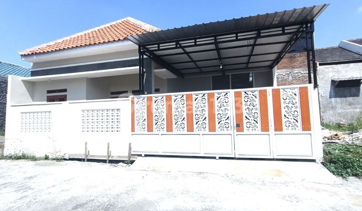 1 Unit Ready-to-Occupy House in Housing Estate Near UIN and Near Kopassus.