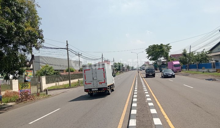 Mini Warehouse Business Space Ready to Use Near Solo Mini Warehouse Business Space Ready to Use Near Solo