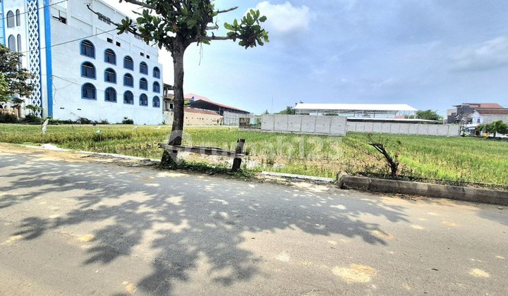 Strategic Residential Land in Solo City Near the Highway