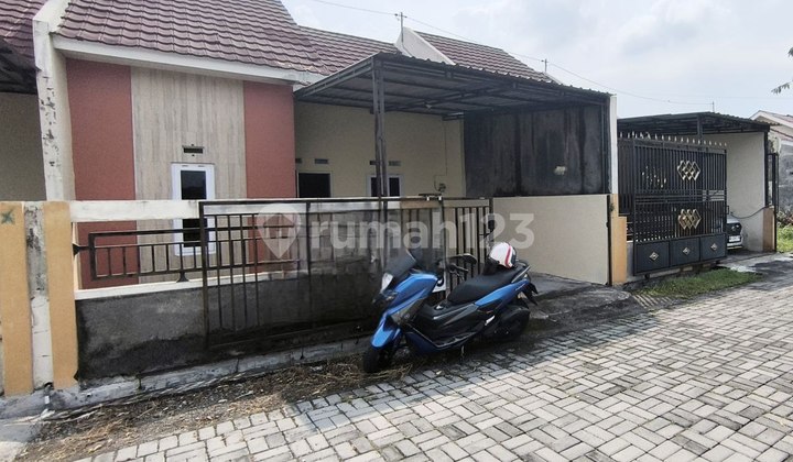 Rumah Cantik Sertifikat Ready Murah Di Wates 1