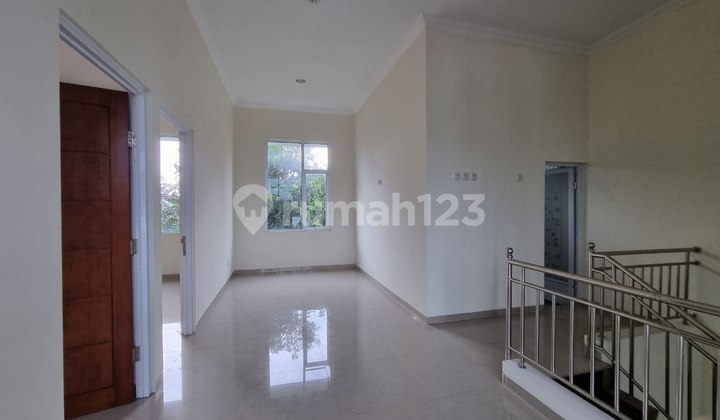 Rumah Bagus 2 Lantai Tanah Luas Di Gawanan 2