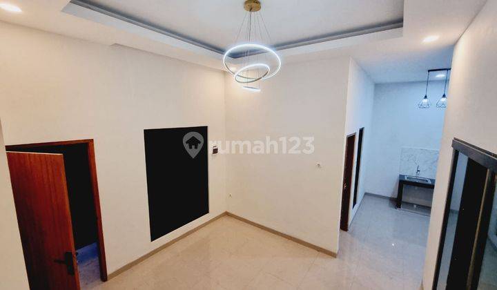 Rumah Cantik 2 Lt Design Kekinian Cluster Dekat Exit Tol  2
