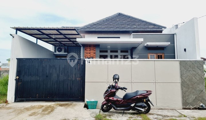 Rumah Cantik Nyaman Di Singopuran Sukoharjo 1