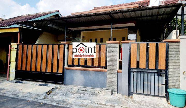 Rumah Cantik Siap Huni Nyaman Dekat Pintu Tol Klodran 1