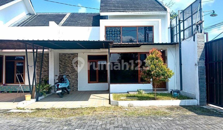Rumah Di Cluster Dekat Ums 1