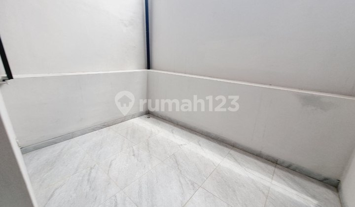 Rumah Mewah 2 Lt Ada Pool Industrial Modern 2