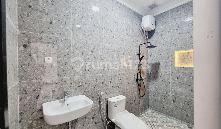 Luxury American Classic House in Baki Sukoharjo 2