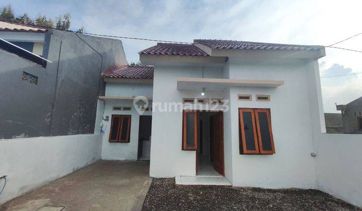 1 unit terakir Rumah Murah Bagus Strategis Dekat Sondokoro 1