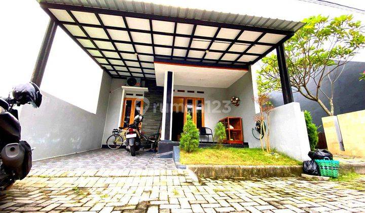 Rumah Modern Minimalis Cantik Siap Huni Di Cluster Elite Solo 1