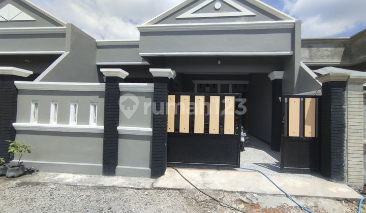 Ready to Occupy New House in Gondangrejo, Karanganyar