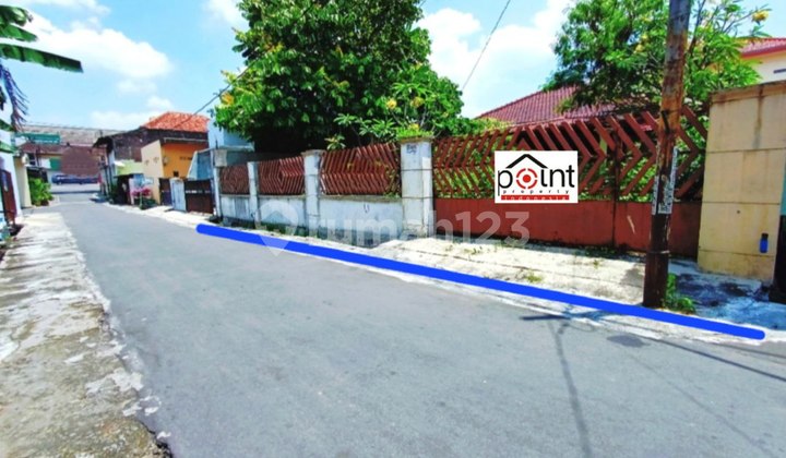 Strategic Land with Building Bonus Near A Yanik Kartasura Main Road