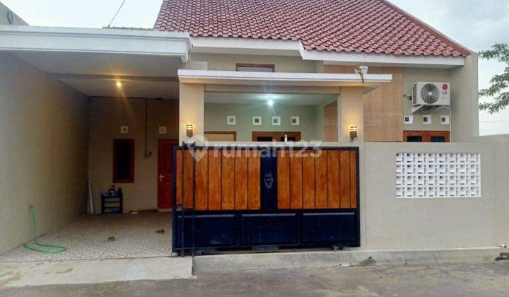 Rumah Canyik Redi Gres Dekat Smkn 6 Di Trosemi