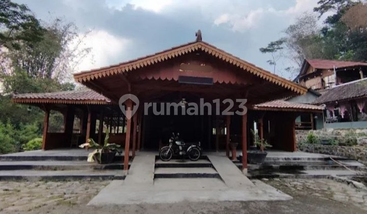 For Sale Fast Restaurant & Villa in Karangpandan