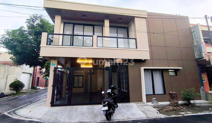 Rumah Baru Lux Full Furnish Di Cluster Baturan Dekat Manahan 1