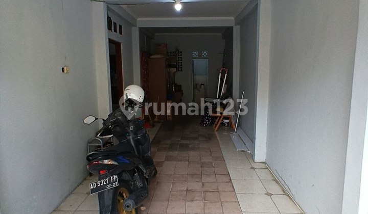 Kost Putri Aktif Furnish Strategis Dekat Rs Jih