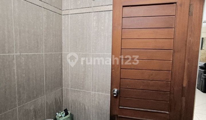 2-Story House in Premium Location in Solo City, Surakarta 2
