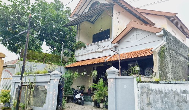 Rumah Second Luas Tengah Kota Serengan Kota Solo