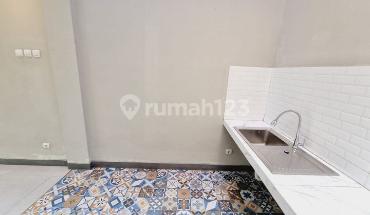 New House Progress Finishing Mini Cluster