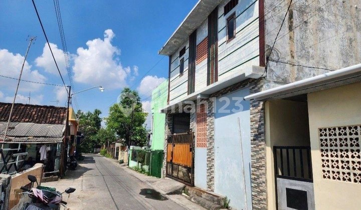 Nice Active Boarding House 2 Floors in Nusukan Nice Active Boarding House 2 Floors in Nusukan