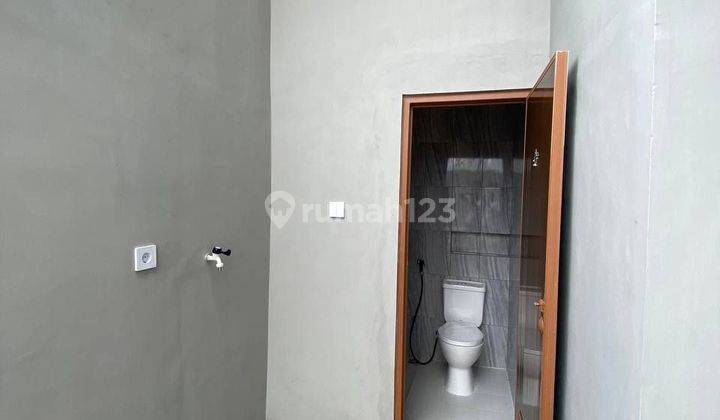 Rumah Baru Cantik Nyaman Lingkungan Perumahan Dekat Solo Kota  2