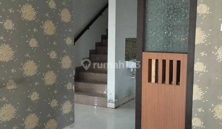 Rumah 2 Lantai di  Cluster Elite Dekat Al Azhar 2