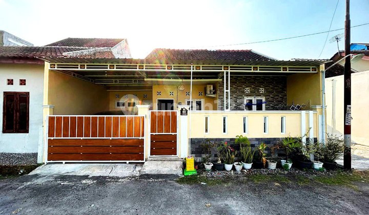 Rumah Cantik Di Perumahan Dekat Superindo Rumah Cantik Di Perumahan Dekat Superindo