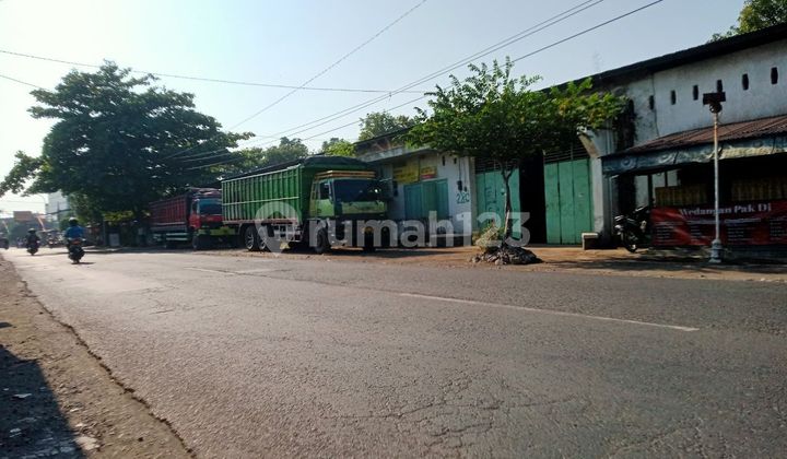 Bonus Land with Strategic Building, Mangku Jalan Dpu